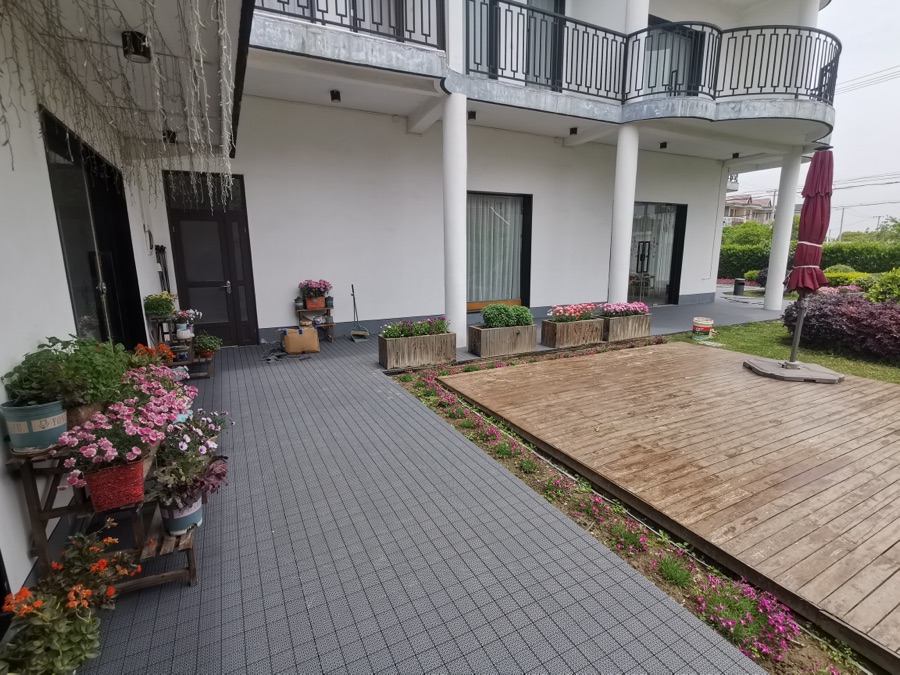 上海崇明岛风雨走廊防滑地板